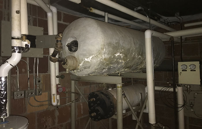 Industrial water tank